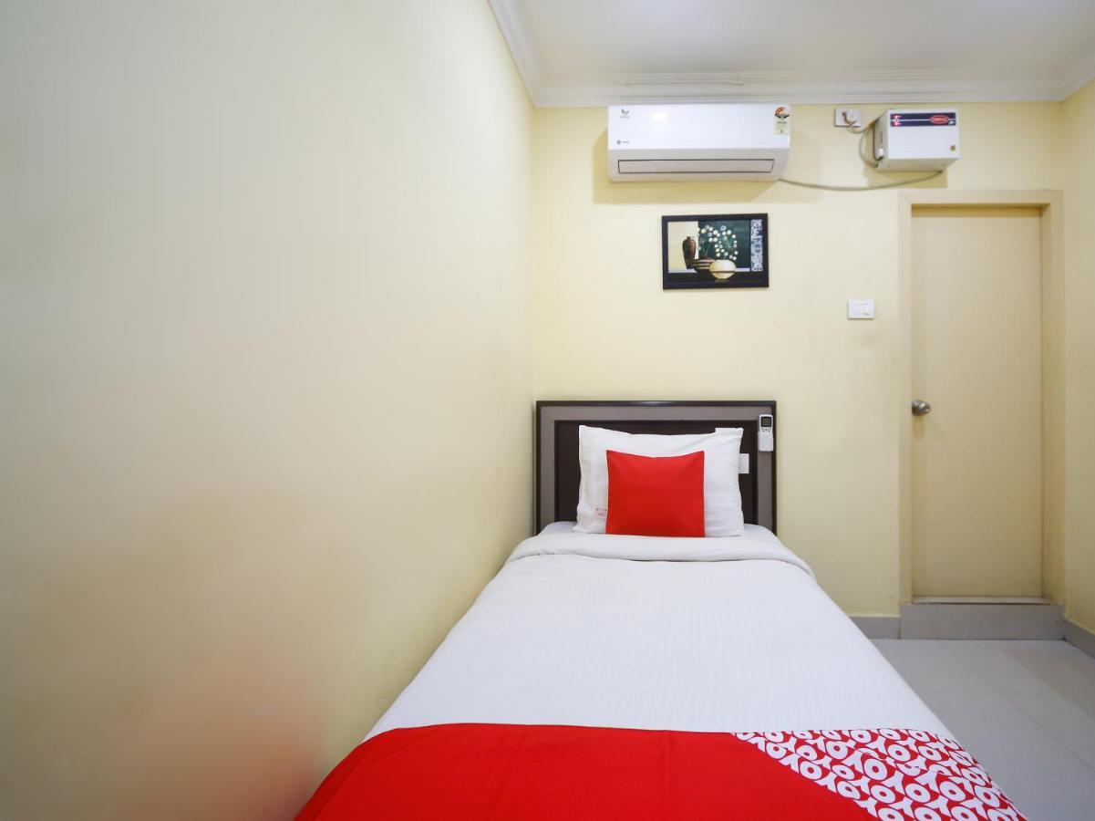 Madrasi Airport Hotel - Saibala Chennai Zewnętrze zdjęcie