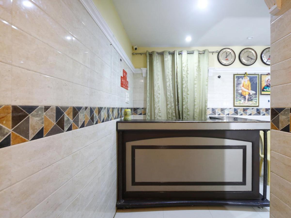 Madrasi Airport Hotel - Saibala Chennai Zewnętrze zdjęcie