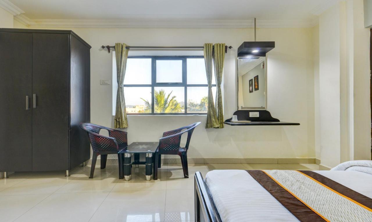 Madrasi Airport Hotel - Saibala Chennai Zewnętrze zdjęcie