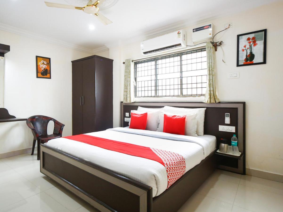 Madrasi Airport Hotel - Saibala Chennai Zewnętrze zdjęcie