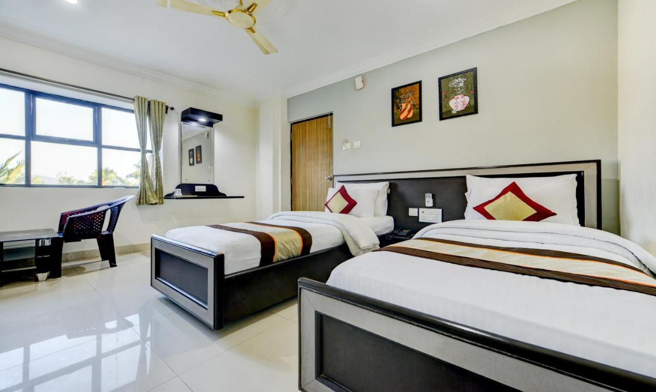 Madrasi Airport Hotel - Saibala Chennai Zewnętrze zdjęcie